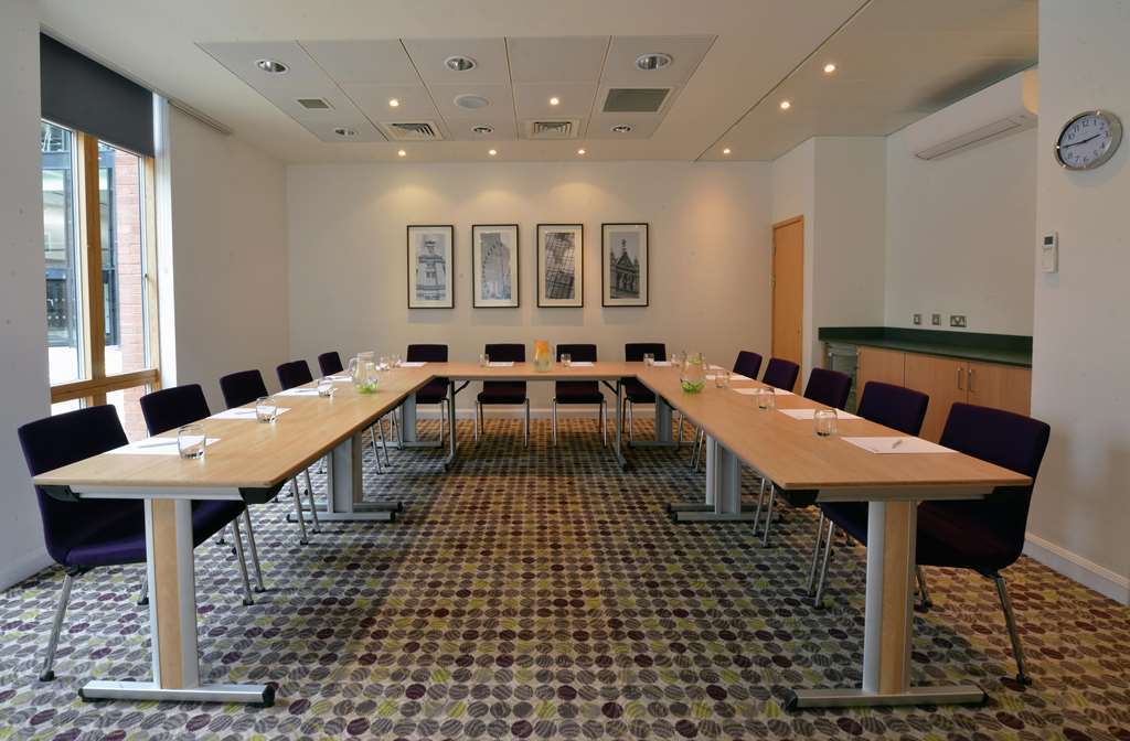 Hilton Garden Inn Birmingham Brindley Place Ανέσεις φωτογραφία